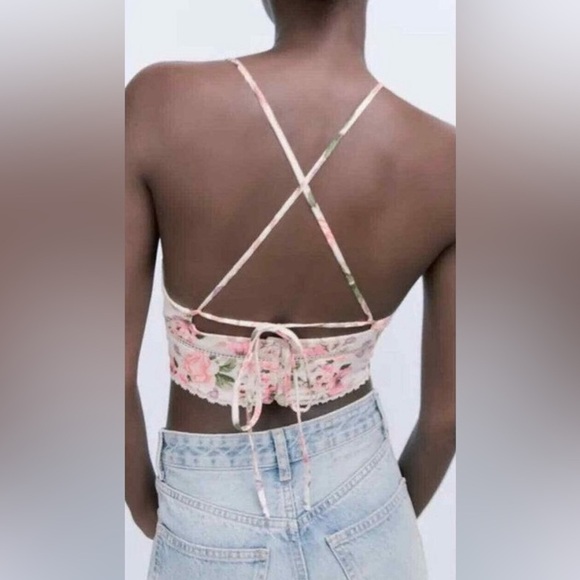 NWT - Zara Floral V Neck Cross Strap Crop Top - Various Sizes - Picture 2 of 8